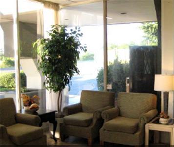 Charlotte Express Inn Екстериор снимка